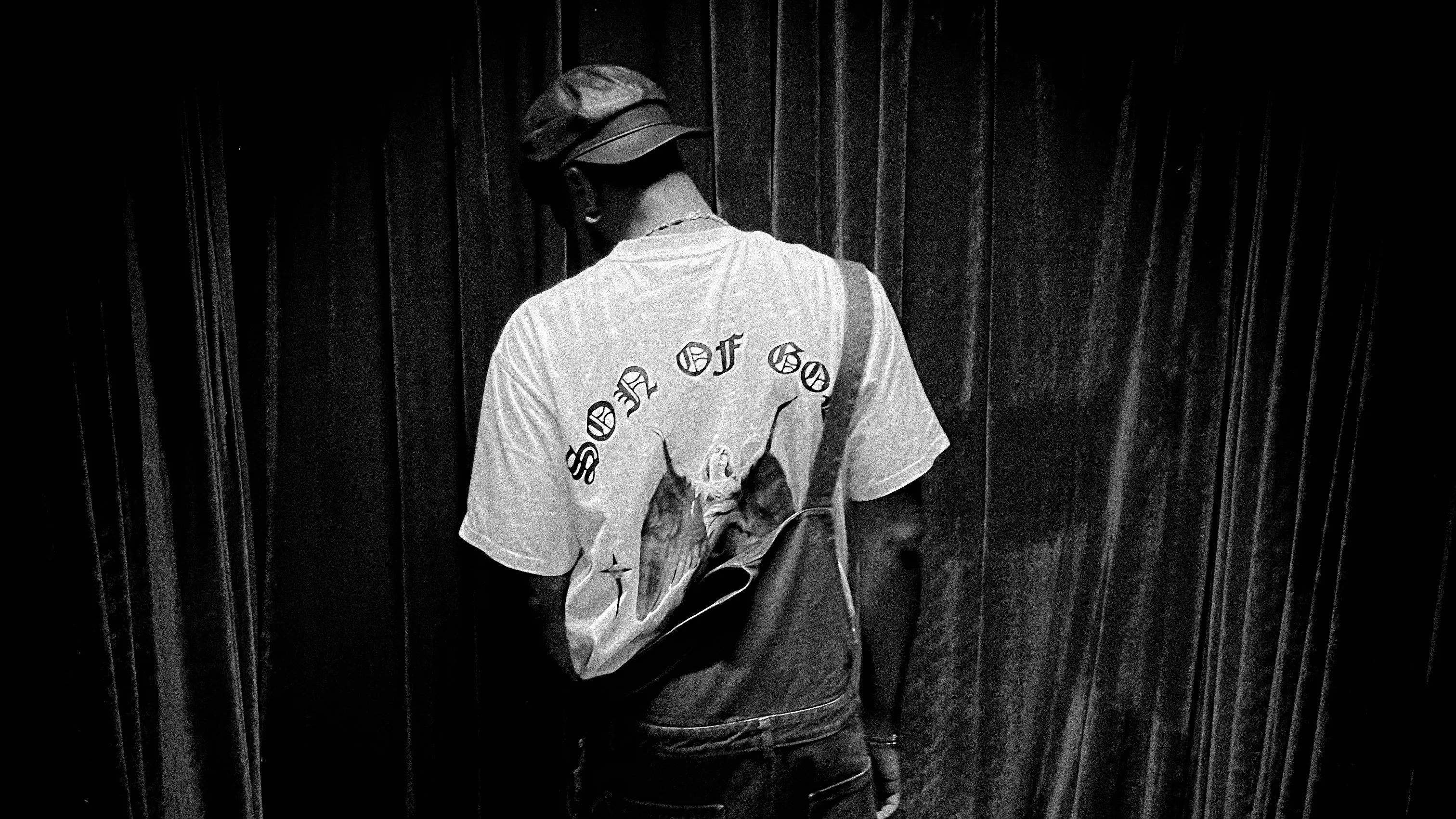 FAV4 UNVEILS HIS DEBUT SELF-TITLED EP — “FAV4”
