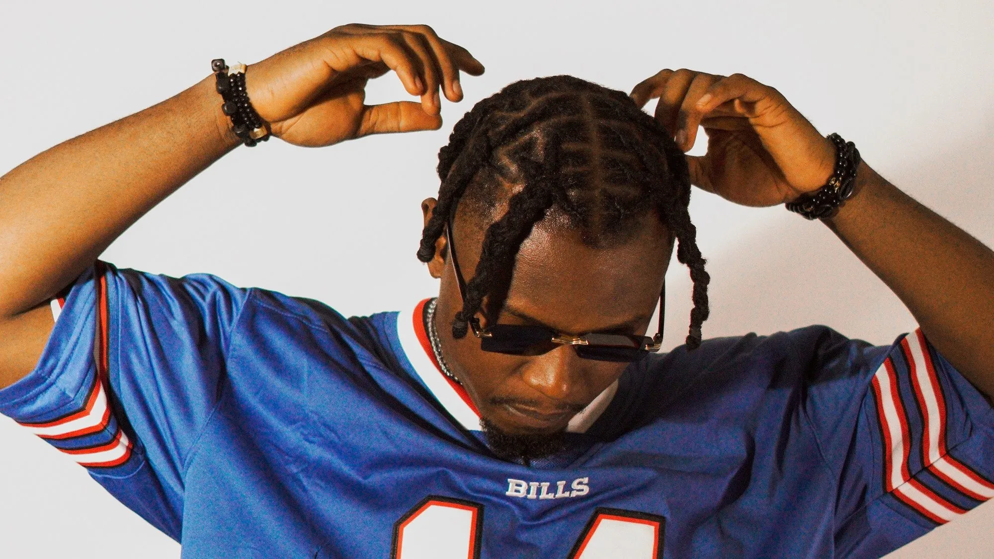 Phlexzywest Strips It All Back With Bold New Single “No Emotions” – Pre-Save Now